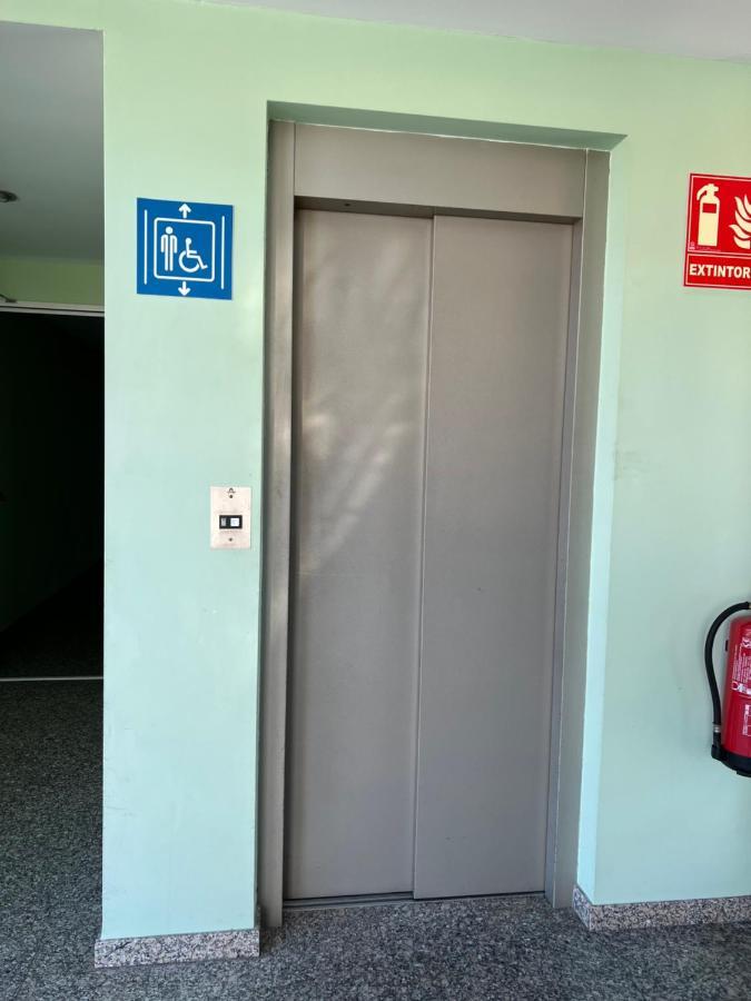 Hotel Chips Ferrol Narón Kültér fotó