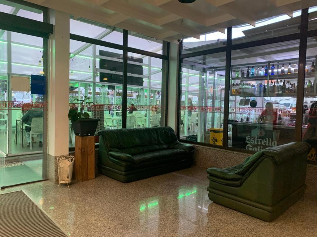 Hotel Chips Ferrol Narón Kültér fotó