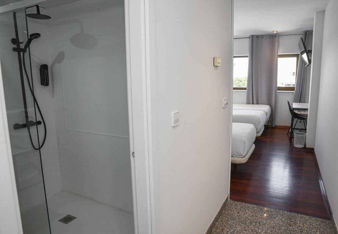 Hotel Chips Ferrol Narón Kültér fotó