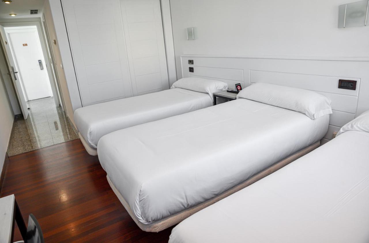 Hotel Chips Ferrol Narón Kültér fotó